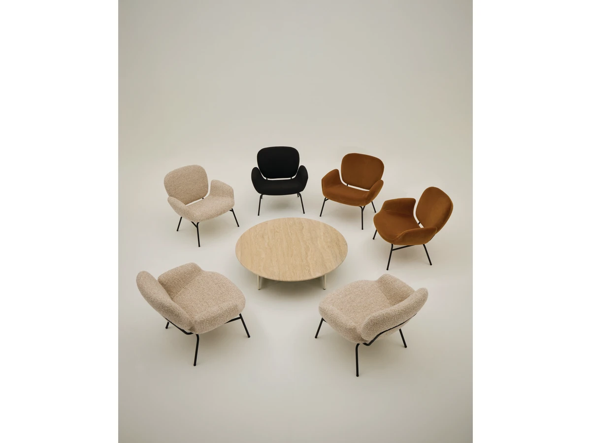Momo armchair