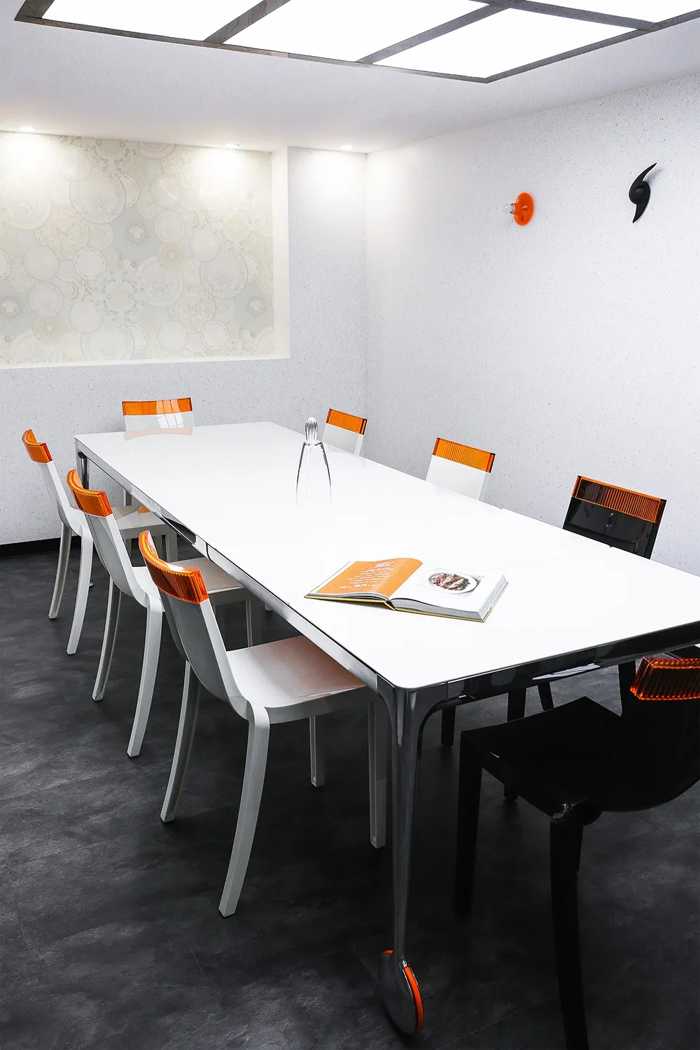 Kartell+Magis演绎简约高级办公空间