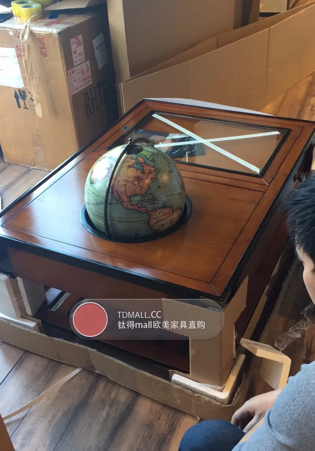 深圳华侨城摩登复古风公寓